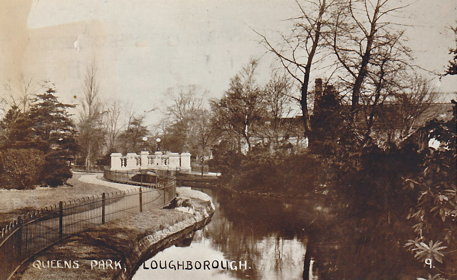 Queens Park, Loughborough. 1941-1960: Bridge and stream in park. Franked 1948 (File:1512)